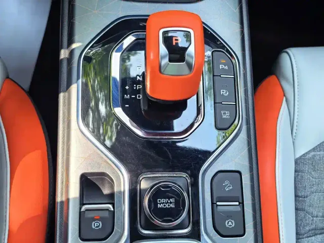 Geely ICON — Фото автомобиля 16