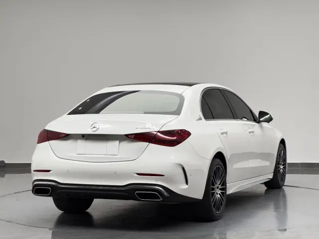 Mercedes-Benz C-Class — Фото автомобиля 8