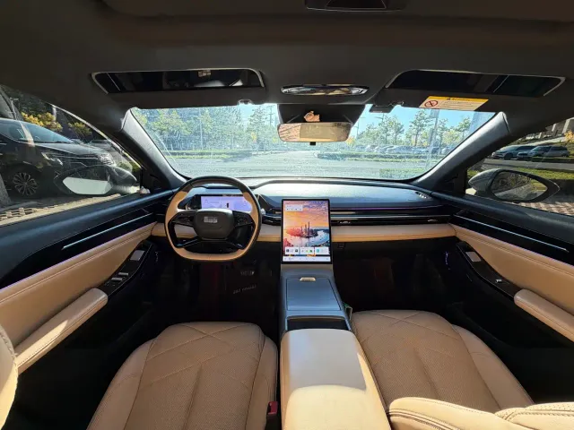 Geely Galaxy L6 — Фото автомобиля 12