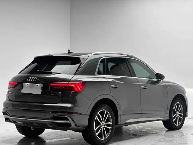Audi Q3 — Фото автомобиля 10