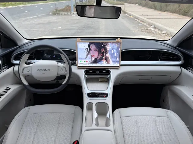 Geely Starry Wish — Фото автомобиля 5
