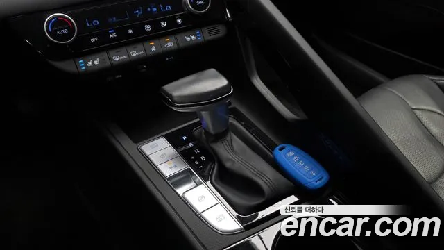 Hyundai Avante CN7 — Фото автомобиля 12