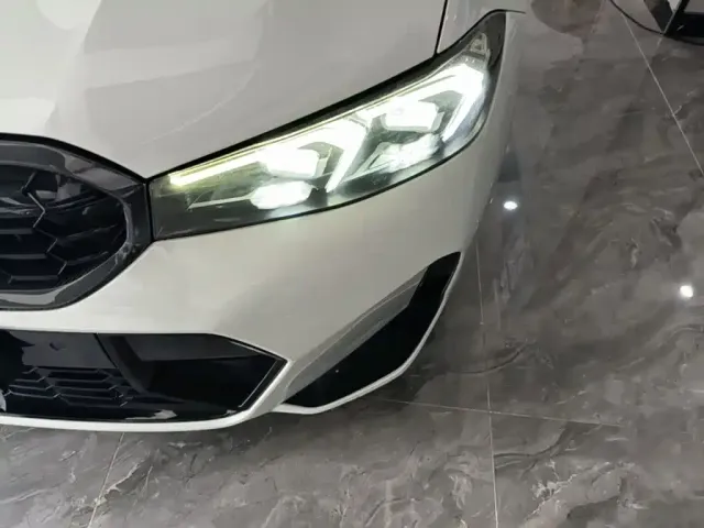 BMW 3 Series — Фото автомобиля 23