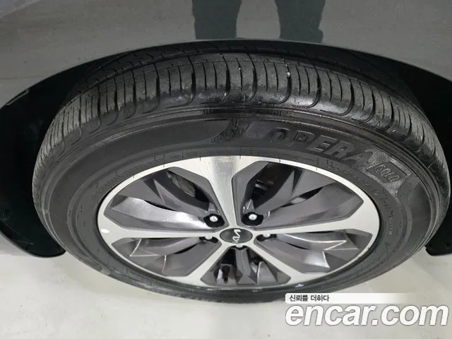 Kia K8 Hybrid — Фото автомобиля 17