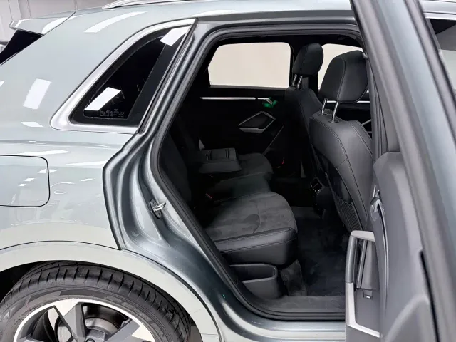 Audi Q3 — Фото автомобиля 12