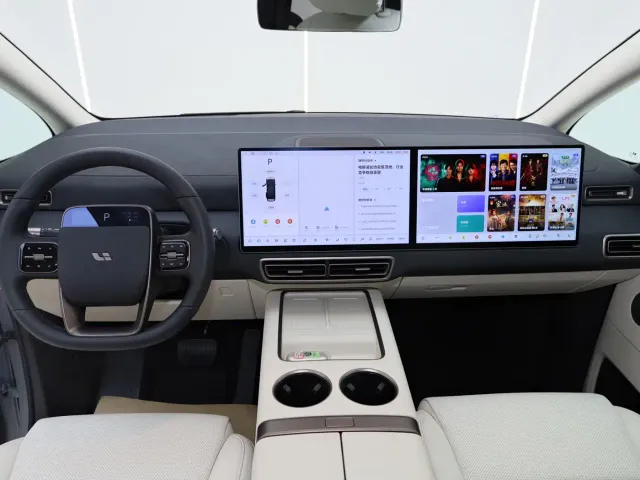 Li Auto MEGA — Фото автомобиля 28