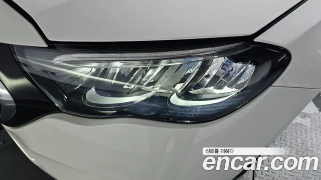 Mercedes-Benz E-Class — Фото автомобиля 18