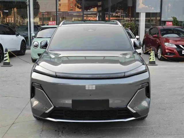 Geely Galaxy Starship 7 EM-i — Фото автомобиля 2