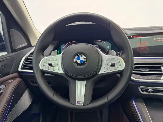 BMW X5 — Фото автомобиля 8