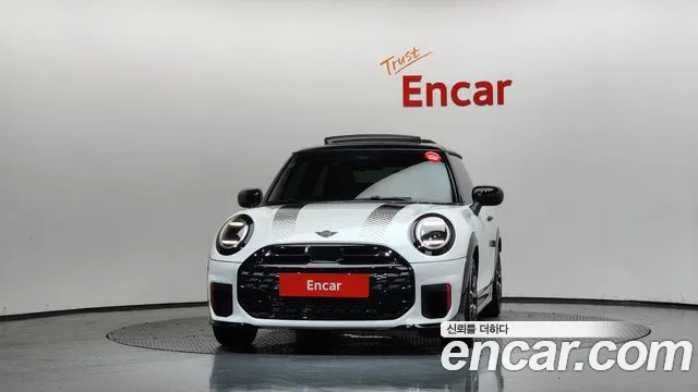 Mini Cooper — Фото автомобиля 3