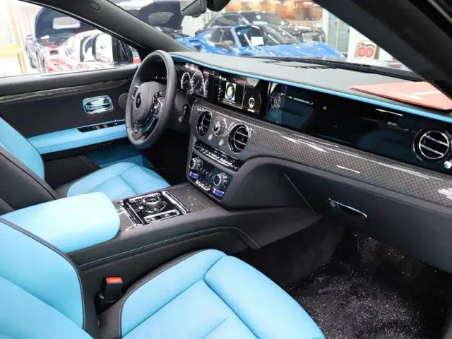 Rolls-Royce Ghost — Фото автомобиля 22