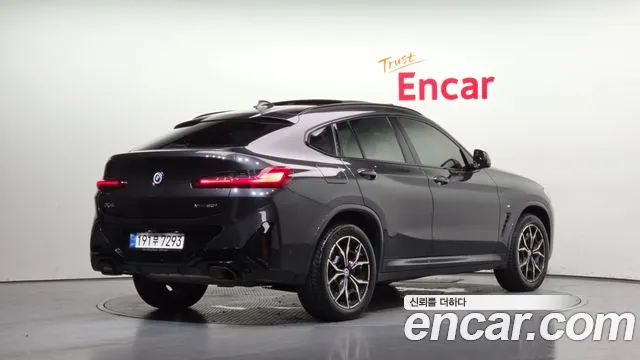 BMW X4 xDrive20i M Sport Pro — Фото автомобиля 2