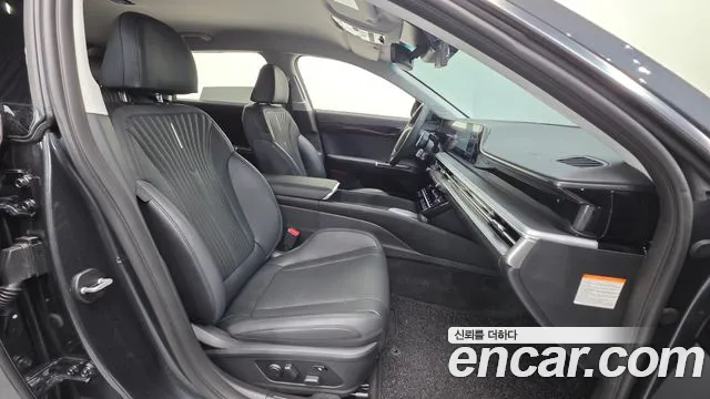 Hyundai Grandeur GN7 — Фото автомобиля 15