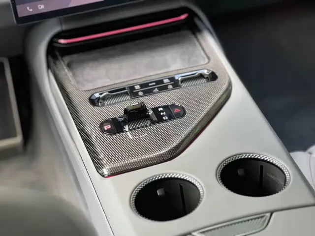 Lotus Emeya — Фото автомобиля 14