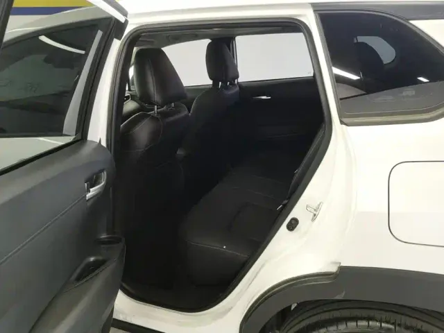 Toyota Corolla Cross — Фото автомобиля 11