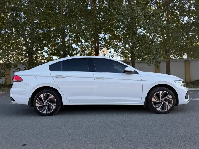 Volkswagen Bora — Фото автомобиля 4