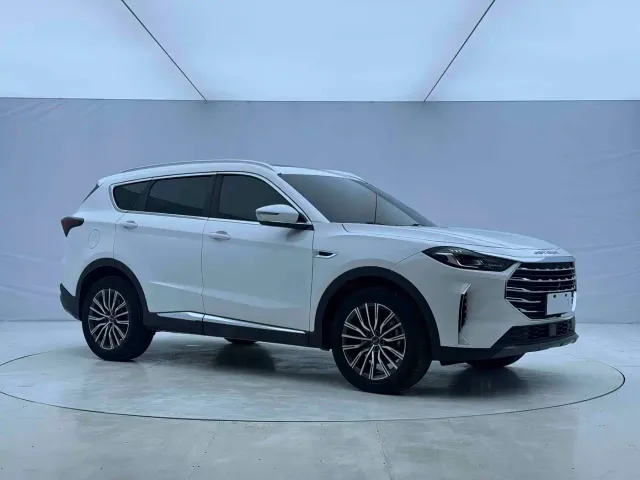 Jetour X70 Plus — Фото автомобиля 3