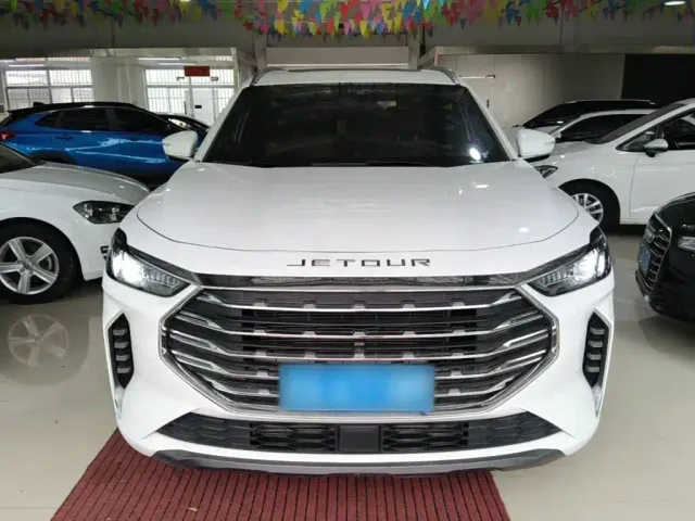 Jetour X70 Plus — Фото автомобиля 2