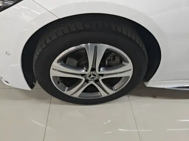 Mercedes-Benz C-Class — Фото автомобиля 22