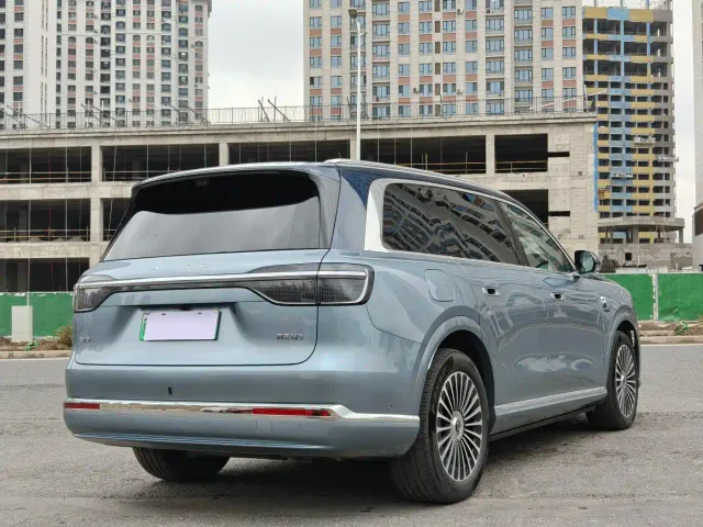 Aito M9 — Фото автомобиля 6