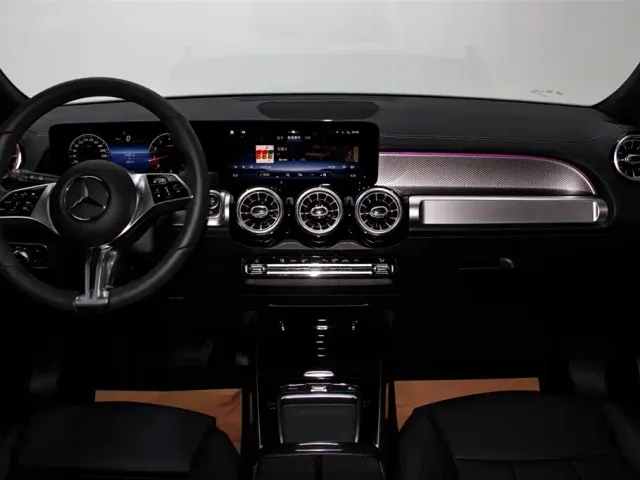 Mercedes-Benz GLB-Class — Фото автомобиля 14