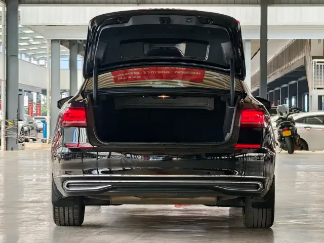 Volkswagen Passat — Фото автомобиля 18