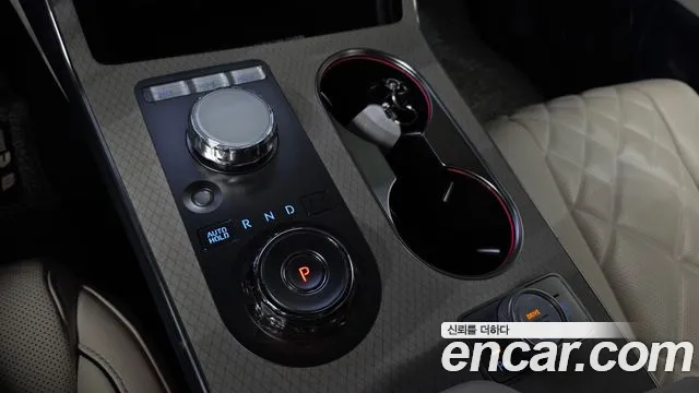 Genesis GV80 — Фото автомобиля 9