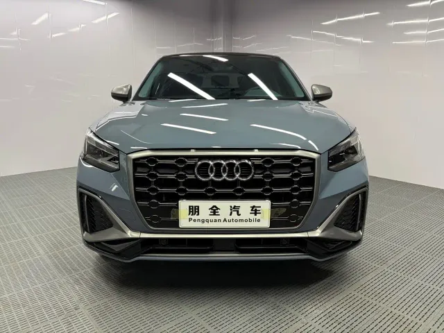 Audi Q2L — Фото автомобиля 2