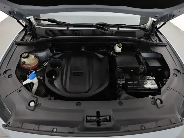 Geely Boyue — Фото автомобиля 6
