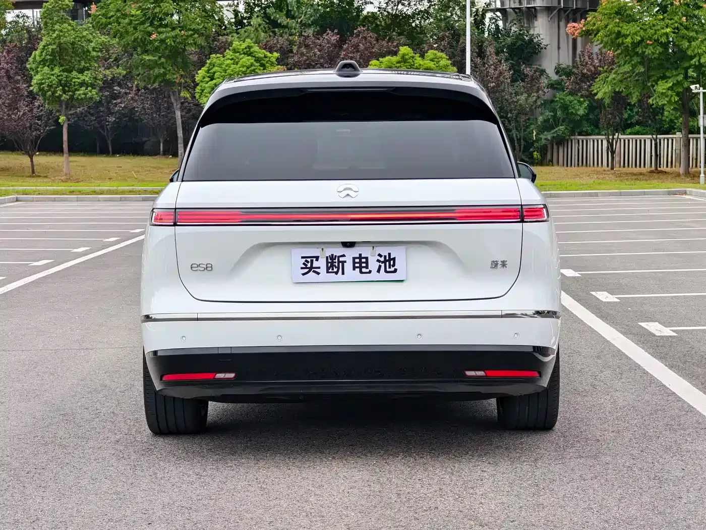 NIO NIO ES8 2025 Model 6-Seat Executive Luxury Edition — Фото автомобиля 7