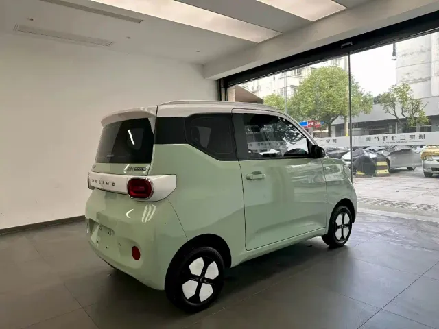 Wuling Hongguang Mini EV — Фото автомобиля 9
