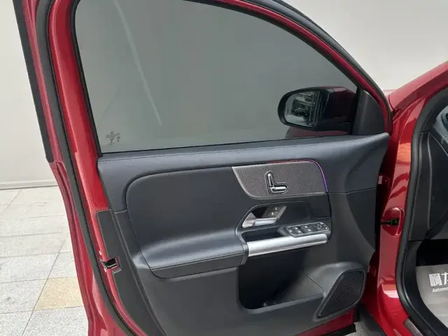 Mercedes-Benz Mercedes-Benz GLA 2022 Facelift II GLA 200 — Фото автомобиля 12