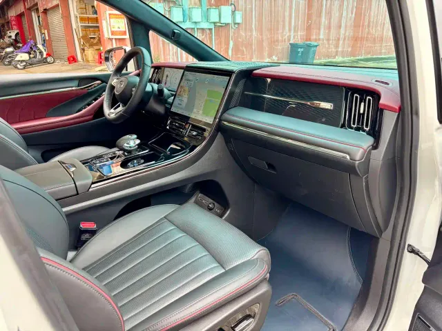 GAC Trumpchi M8 — Фото автомобиля 9