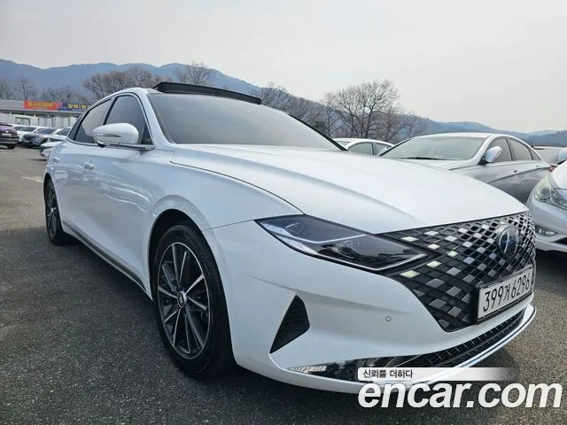 Hyundai Grandeur Grandeur (New) — Фото автомобиля 3