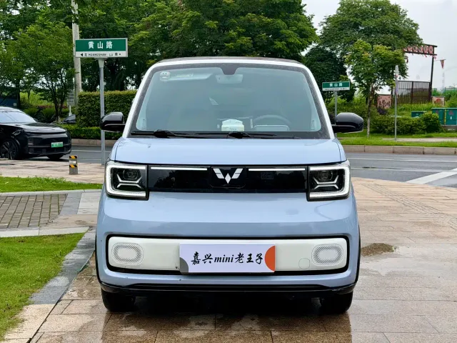 Wuling Hongguang Mini EV — Фото автомобиля 2