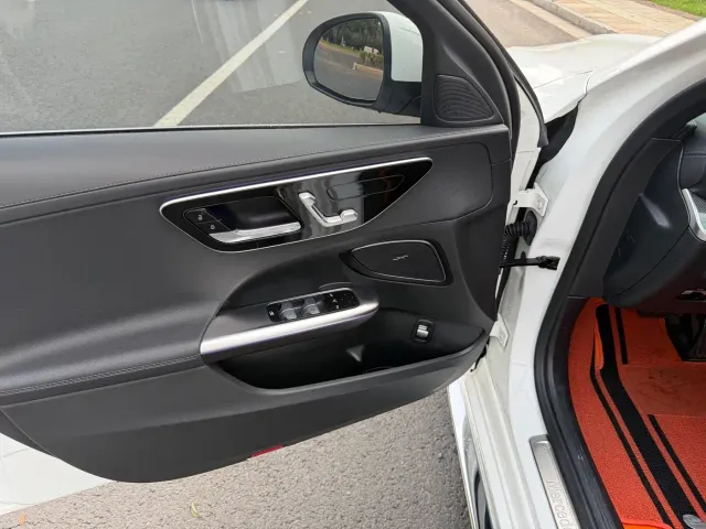 Mercedes-Benz C-Class — Фото автомобиля 13