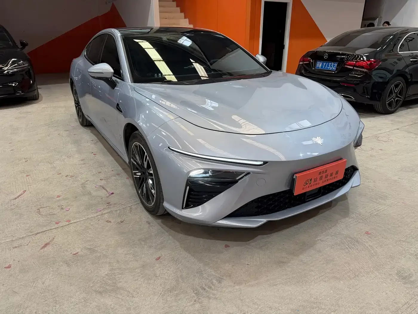 Nezha Auto Nezha S 2024 Facelift Extended Range 1160 AR-HUD — Фото автомобиля 3
