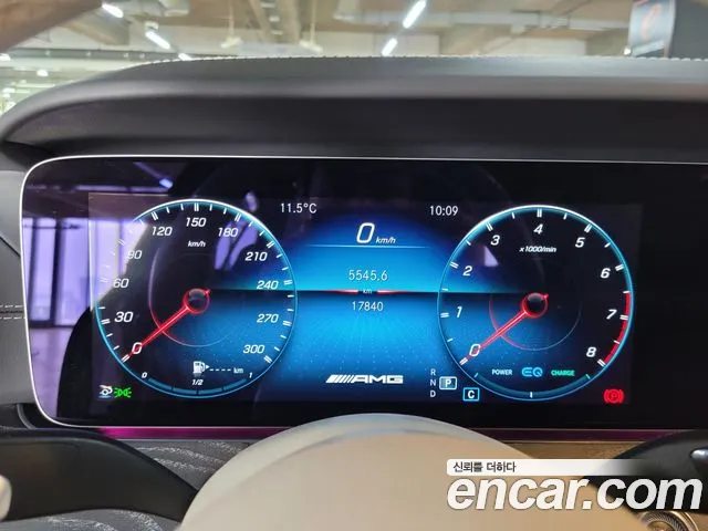 Mercedes-Benz AMG GT 4 двери 43 4MATIC+ — Фото автомобиля 8