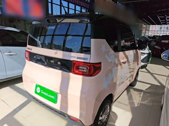 Wuling Hongguang Mini EV — Фото автомобиля 6