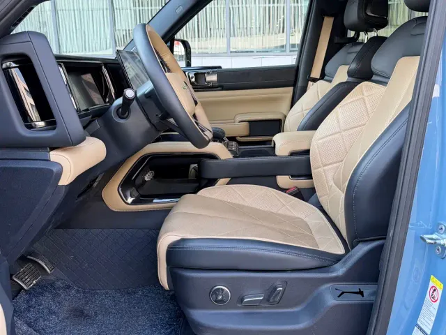 BYD FangChengBao Leopard 5 — Фото автомобиля 7