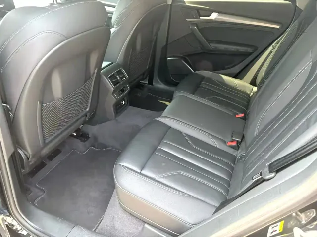 Audi Q5L — Фото автомобиля 5