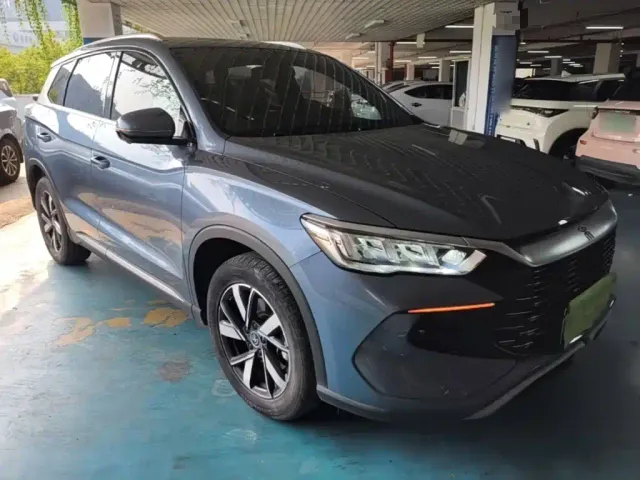 BYD Song Pro — Фото автомобиля 3