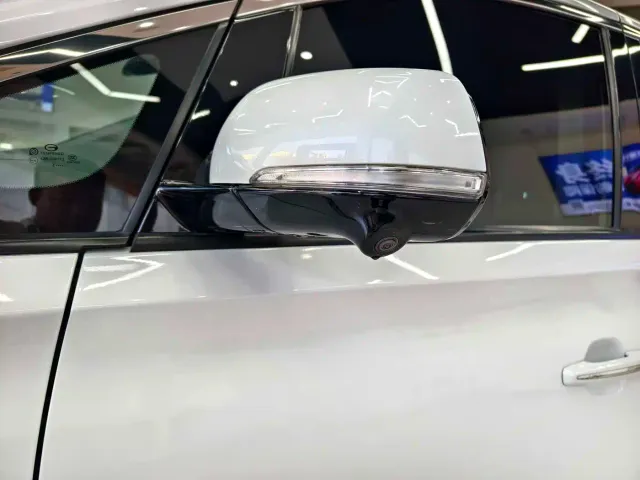 GAC Trumpchi M8 — Фото автомобиля 12