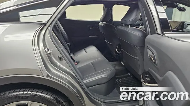 Toyota Crown — Фото автомобиля 10