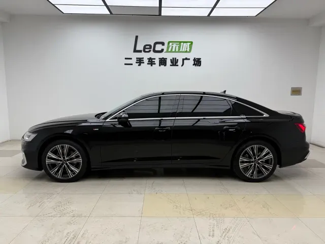 Audi A6L — Фото автомобиля 4