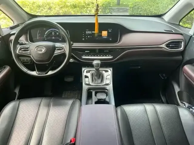 GAC Trumpchi M6 — Фото автомобиля 9