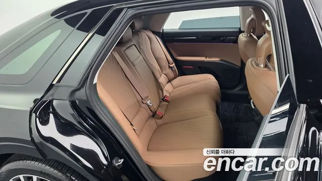 Hyundai Grandeur GN7 — Фото автомобиля 17