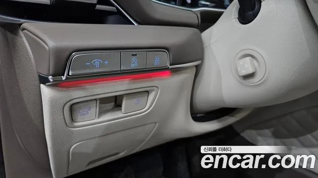 Genesis GV80 — Фото автомобиля 25