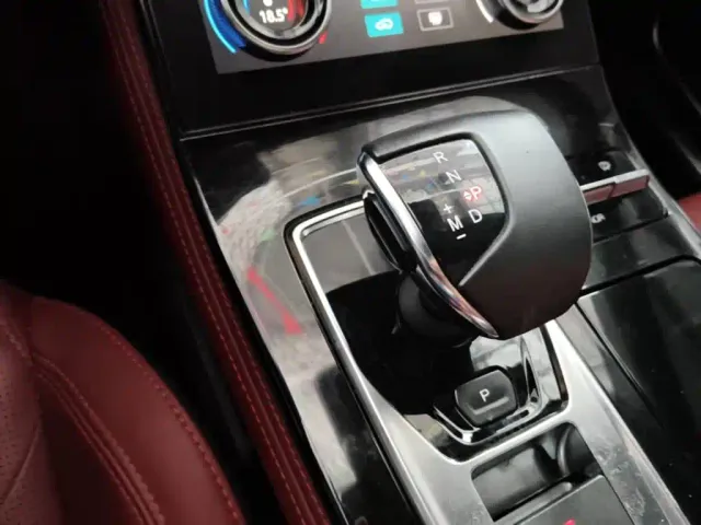 Jetour X70 Plus — Фото автомобиля 13