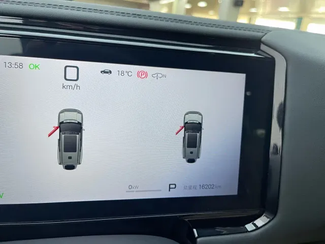 BYD FangChengBao Leopard 8 — Фото автомобиля 9